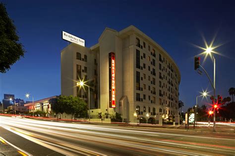 areas near beverly hills where hotels are cheap